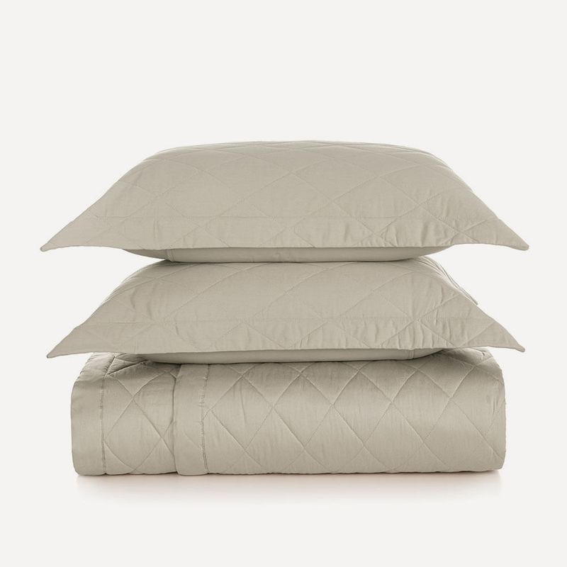 Karsten - Colcha com 2 Porta Travesseiros 300 Fios Bossa Areia